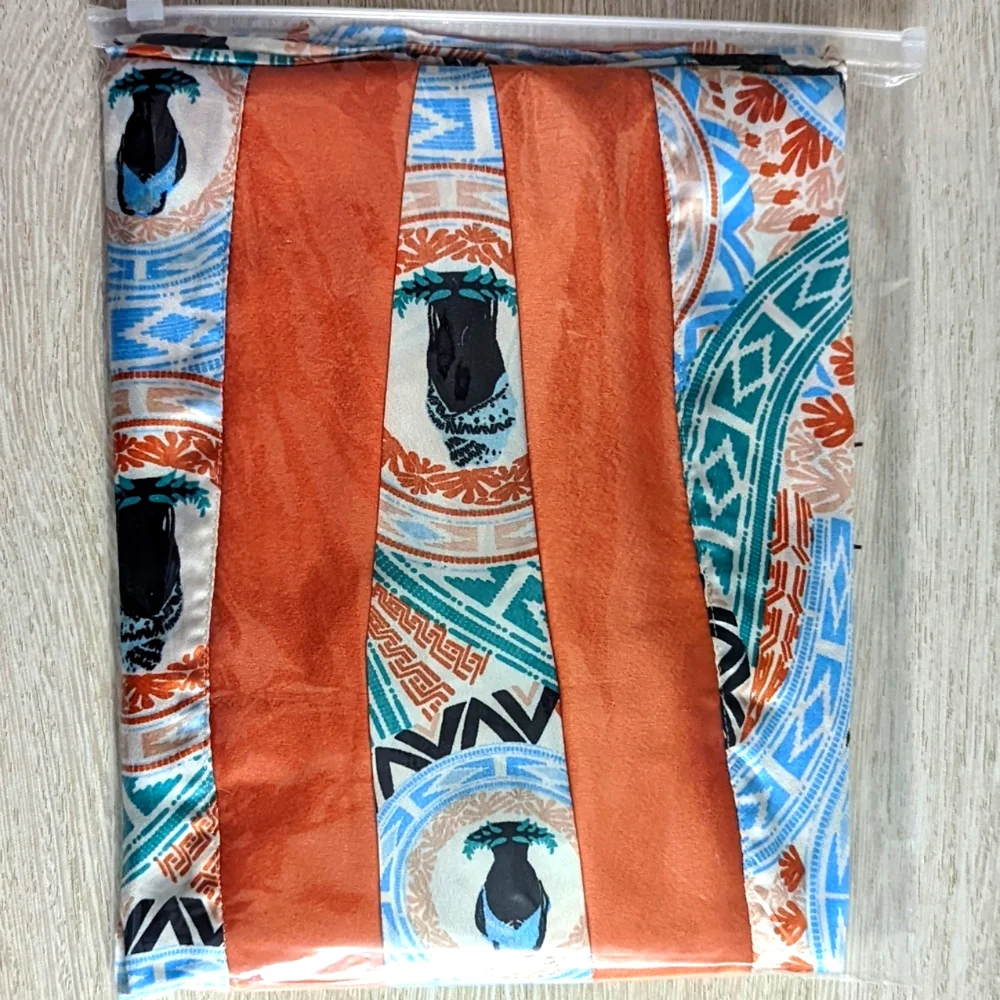 Tribal Beauty Luxe Belted Satin Robe - Picture 4 of 4